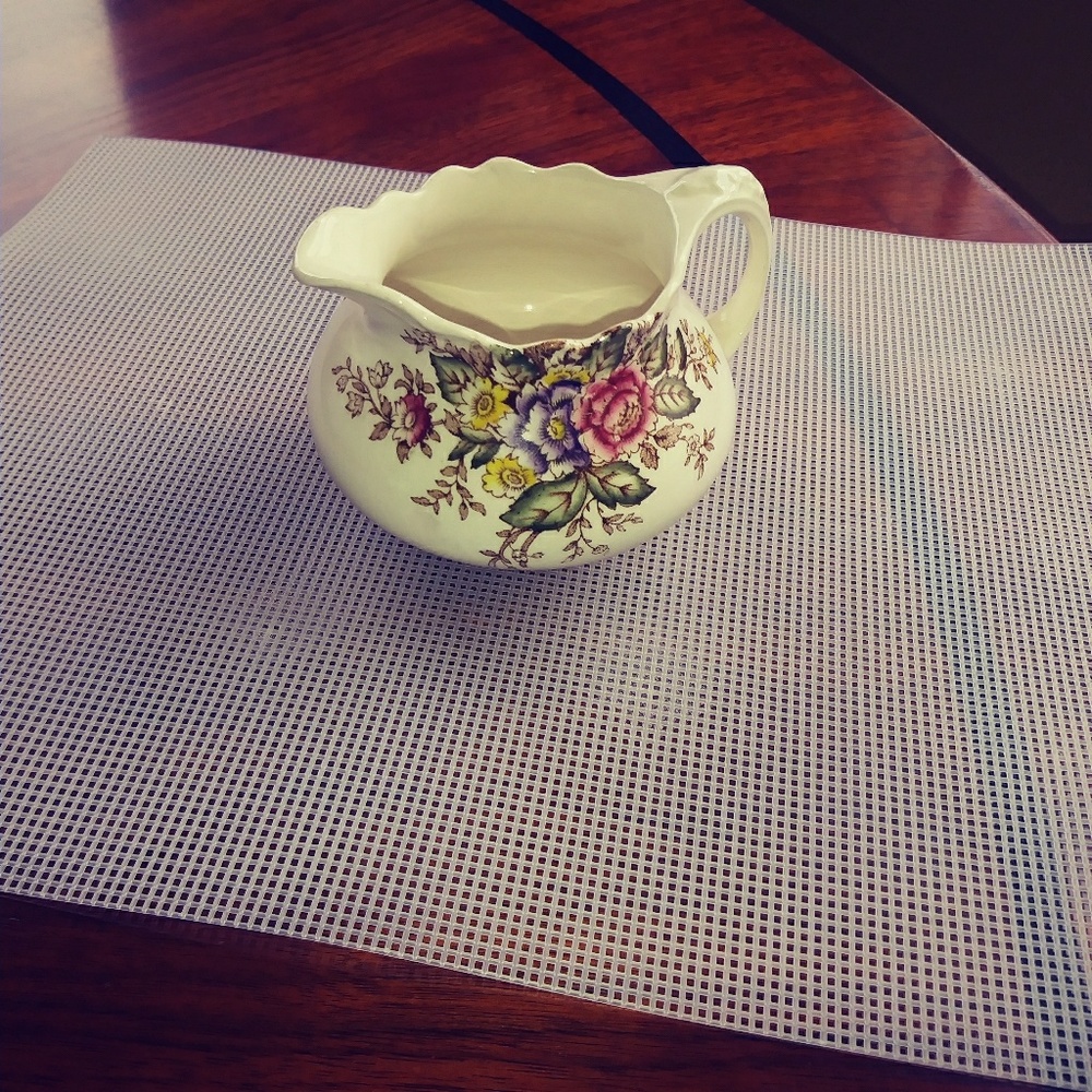 Antique creamer China